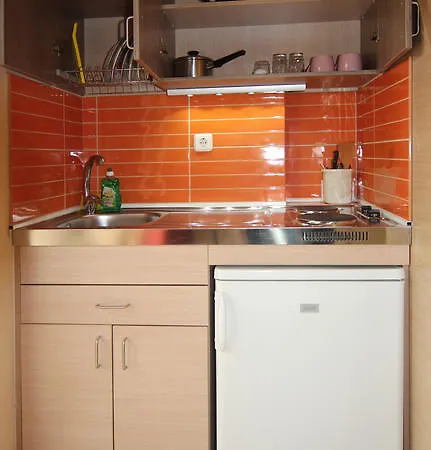 费洛克贞尼亚一室公寓酒店 Rhodes City