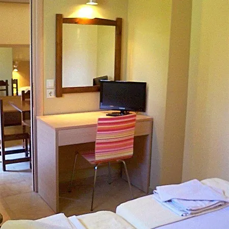 公寓式酒店 费洛克贞尼亚一室公寓酒店 3*