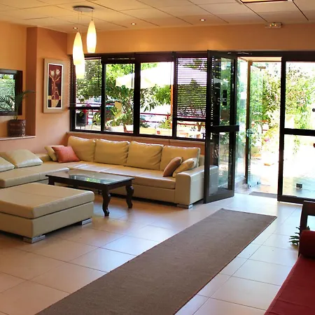 费洛克贞尼亚一室公寓酒店 公寓式酒店 3*