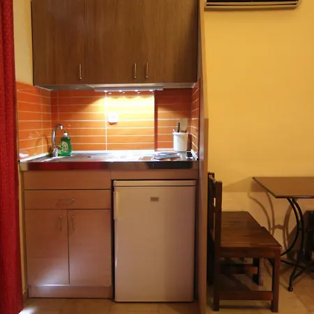 公寓式酒店 费洛克贞尼亚一室公寓酒店 Rhodes City