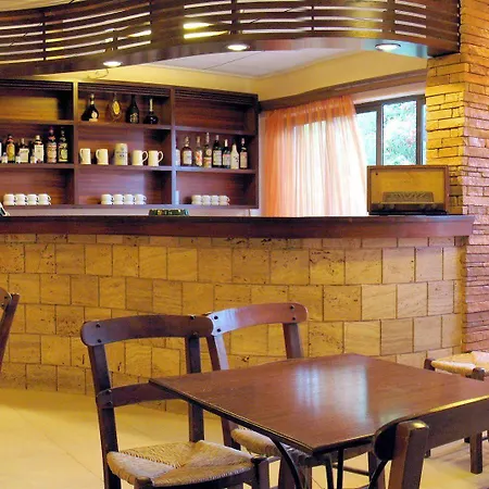 公寓式酒店 费洛克贞尼亚一室公寓酒店 3*