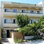 Philoxenia & Aparthotel