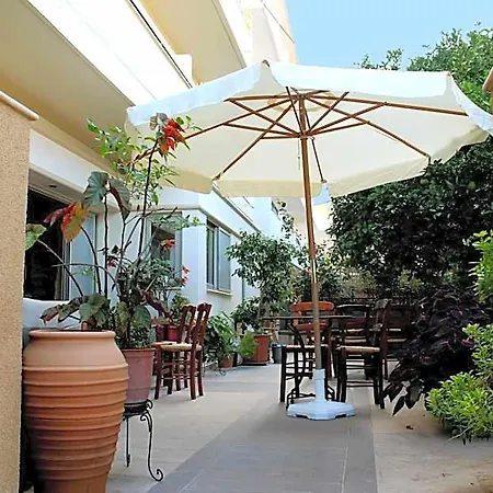 Philoxenia & Aparthotel