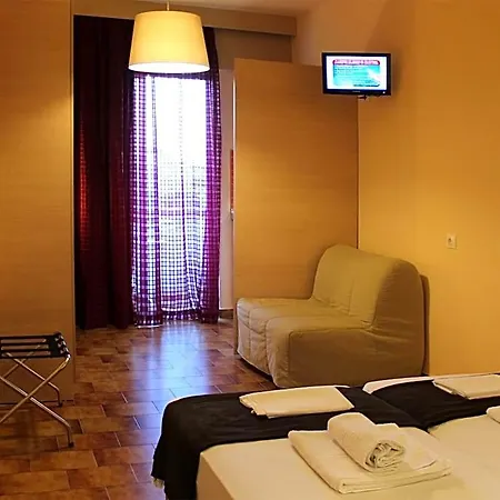 Philoxenia & Aparthotel