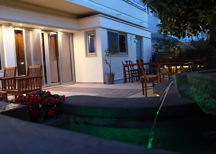 Aparthotel Philoxenia & 3*