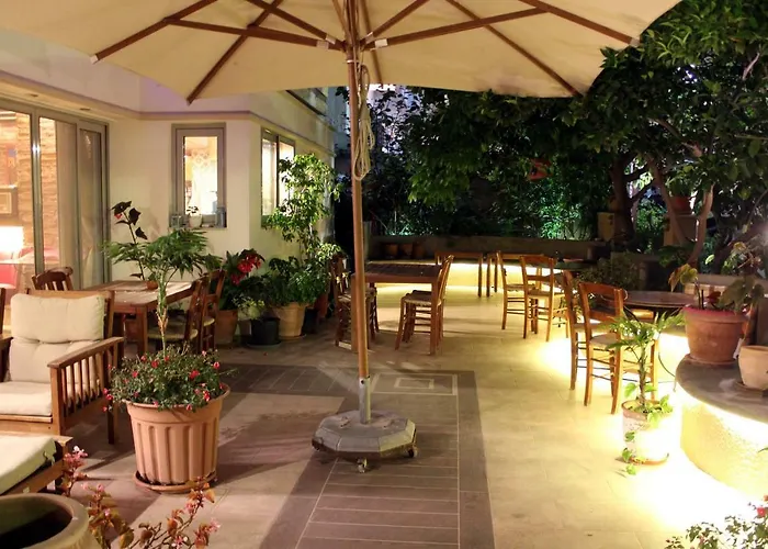 Aparthotel Philoxenia & 3*