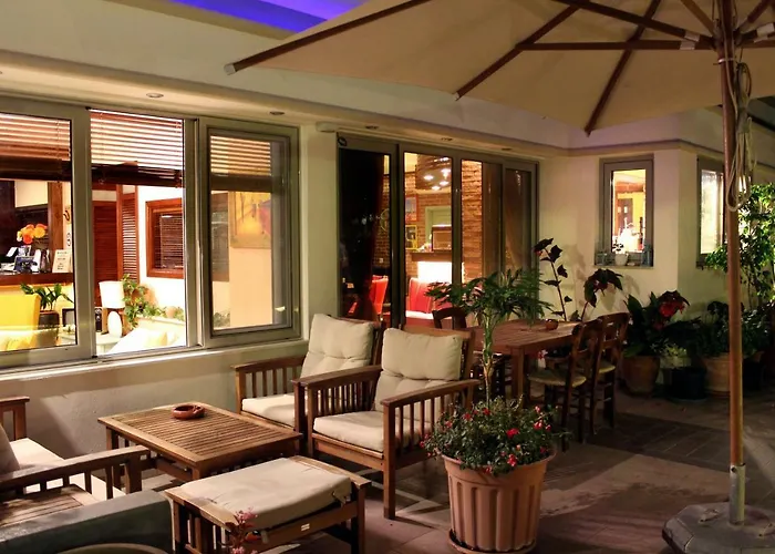 Philoxenia & Aparthotel 3*