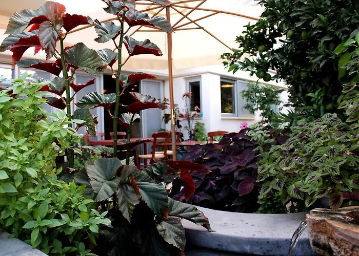 Philoxenia & Apart-hotel