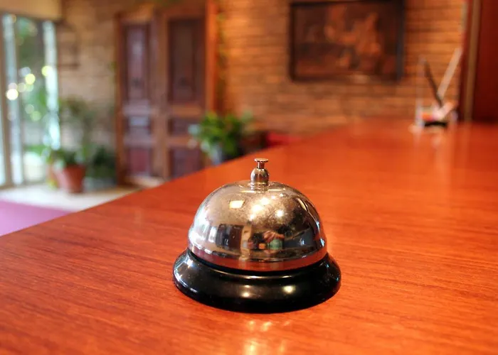 Aparthotel Philoxenia &