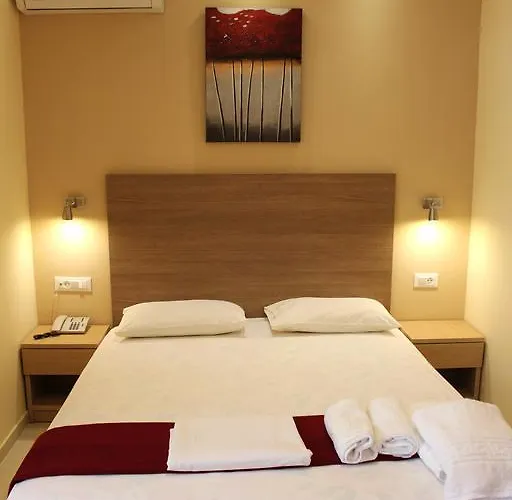 Philoxenia & Apartmanhotel 4*