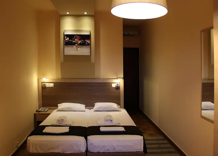 Philoxenia & Apartmanhotel 4*